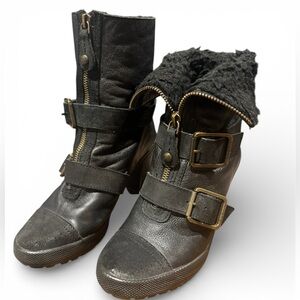 Juicy couture leather ankle boots